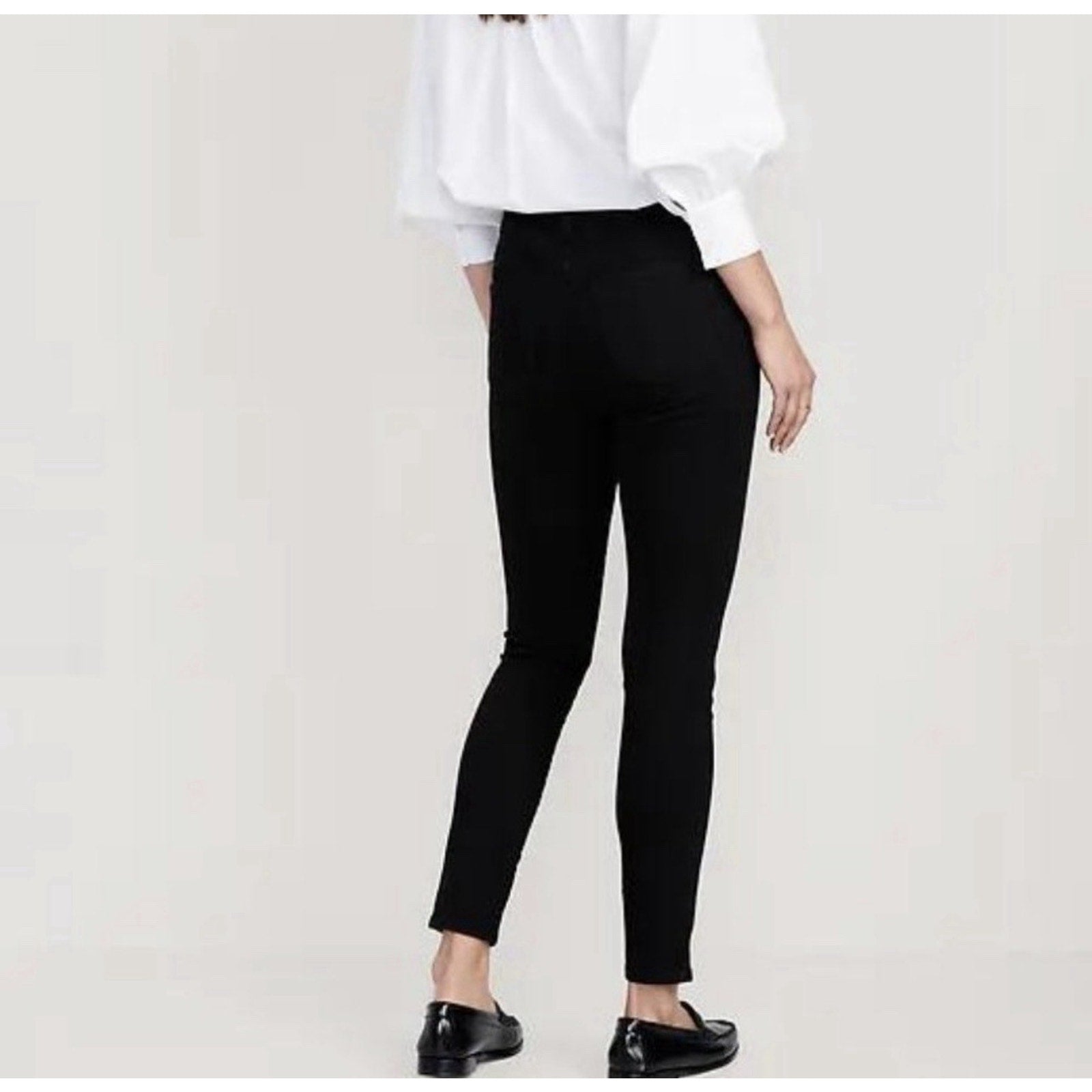 NWT Old Navy Mid Rise Pop Icon Skinny Jeans Classic Black Stretch Womens 8