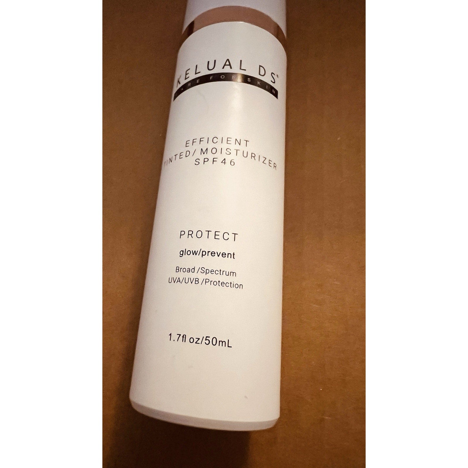 Ducray KELUAL DS Tinted Moisturizer SPF 46 Glow Protect 1.7oz 50ml 02/29