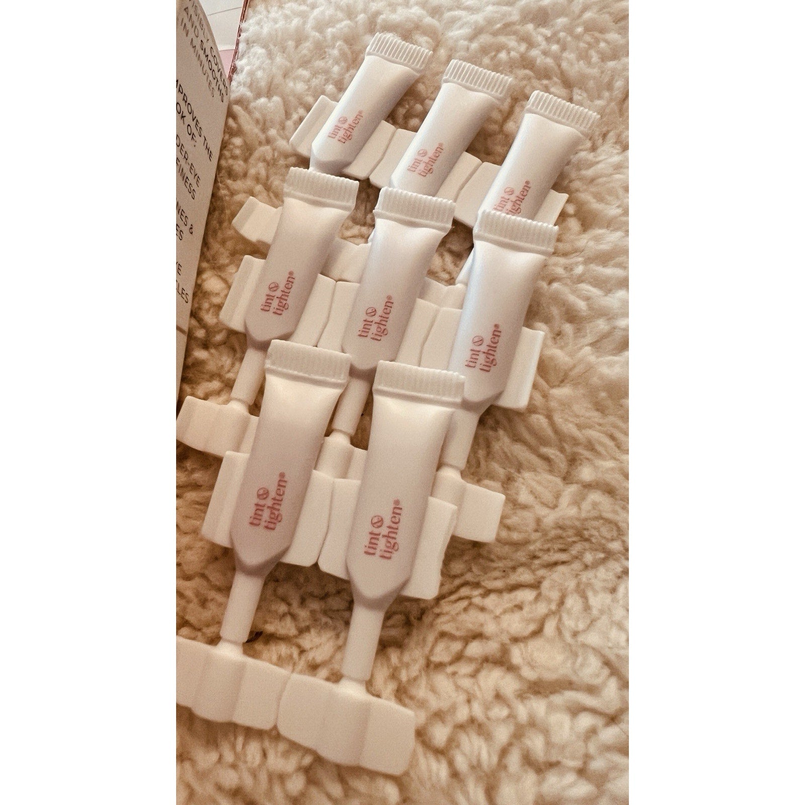 Tint & Tighten Instant Color Smoothing Cream Light Medium 8 (0.18 fl oz) Tubes