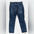 NWOT Old Navy Mr. Boyfriend Mid-Rise Distressed Jeans Women’s - Barbara 8
