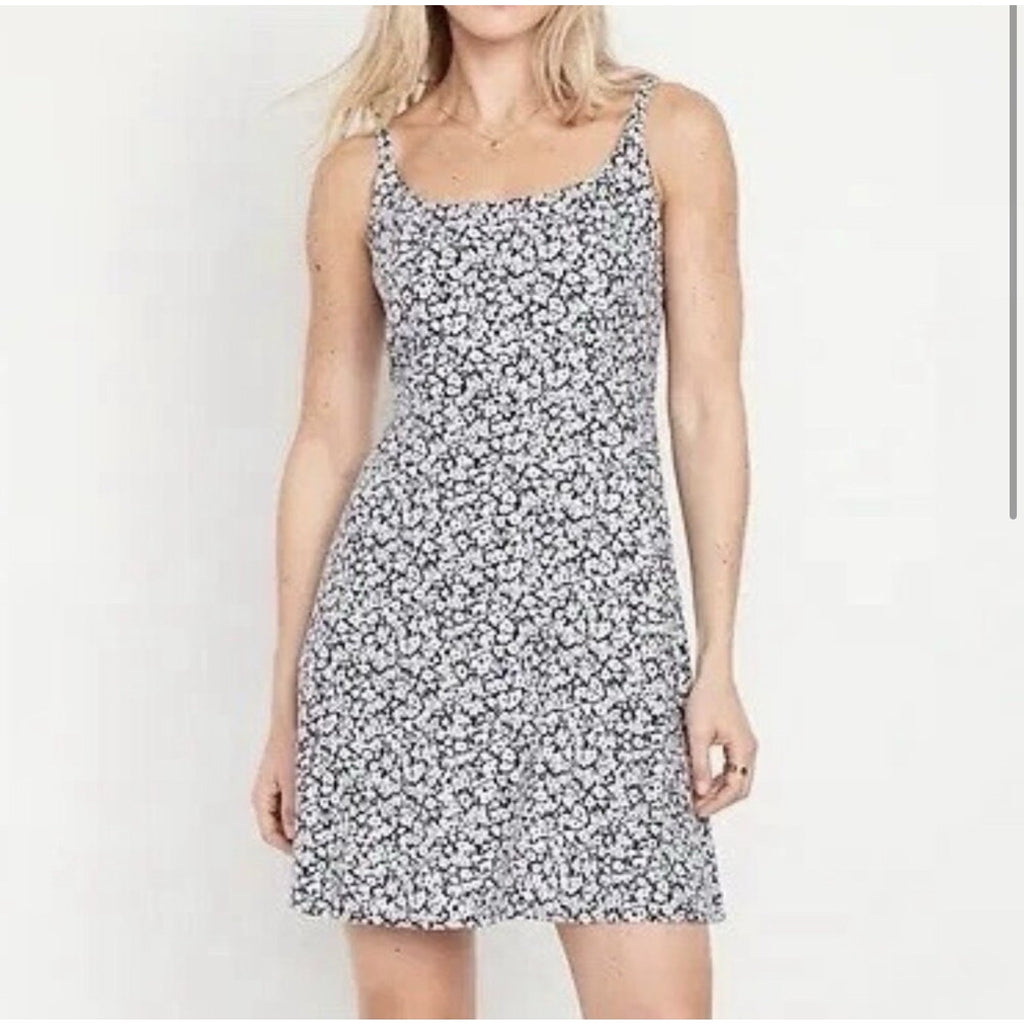 Old Navy Womens Clothing Bundle NWT NWOT - 25 Pc Personal or Reseller Lot